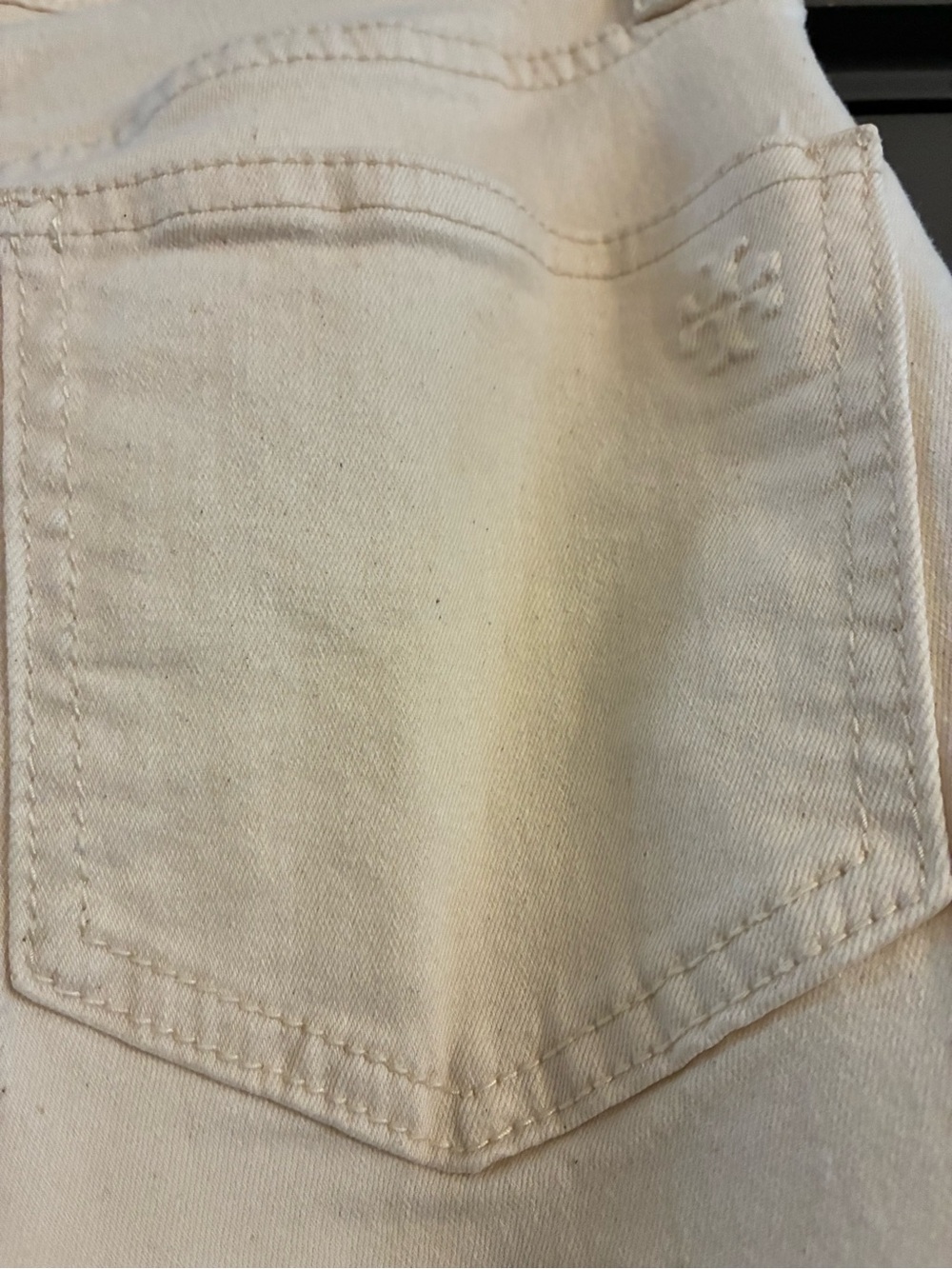 Tory Burch Cream Straight-Leg Cropped Jeans with Embroidered Pom Hem - Picture 5 of 6